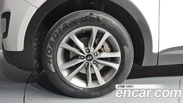 Hyundai Santafe 2015 — photo 5
