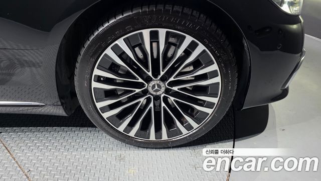 Mercedes-Benz S-Class 2022 — photo 5