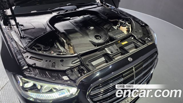 Mercedes-Benz S-Class 2022 — photo 6