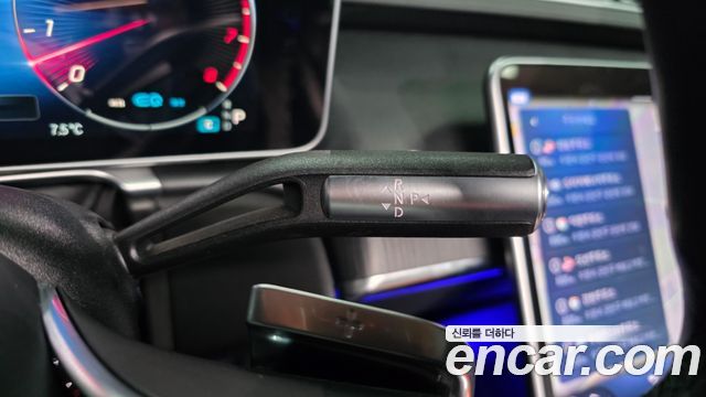 Mercedes-Benz S-Class 2022 — photo 9
