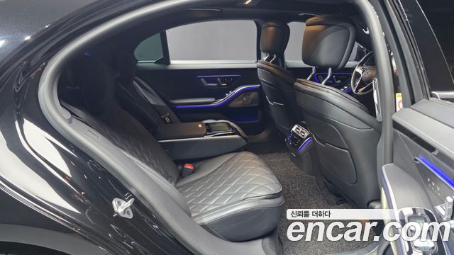Mercedes-Benz S-Class 2022 — photo 12