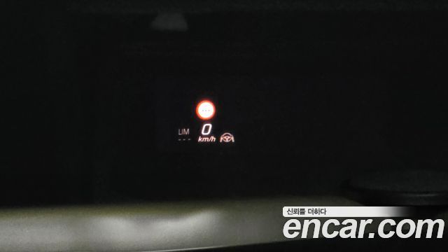 Mercedes-Benz S-Class 2022 — photo 17