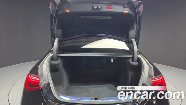 Mercedes-Benz S-Class 2022 — photo 20