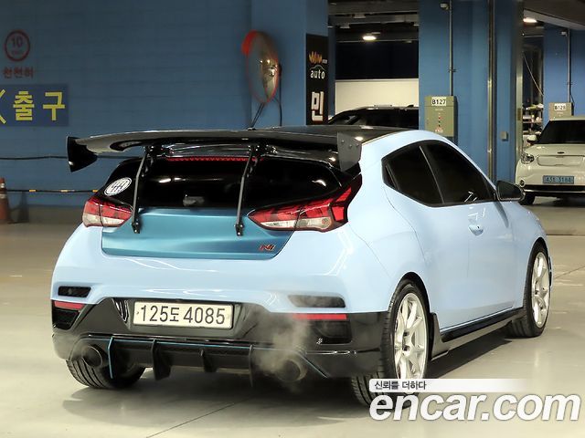 Hyundai Veloster 2020 — photo 2