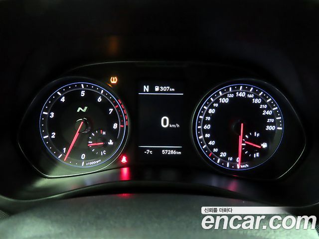 Hyundai Veloster 2020 — photo 8
