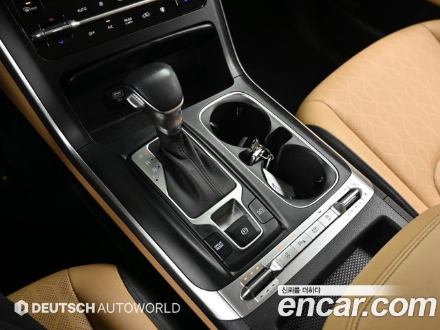 Kia Canival 2021 — photo 9