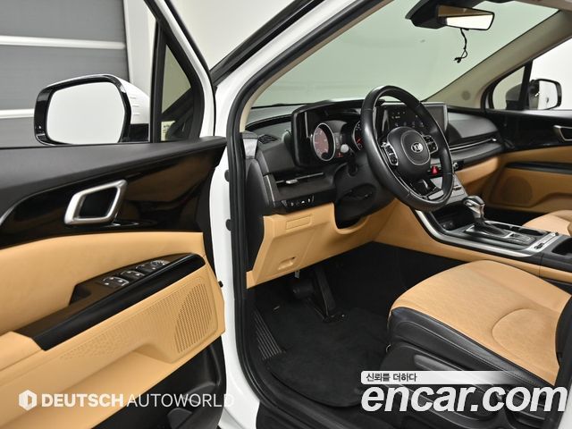 Kia Canival 2021 — photo 11