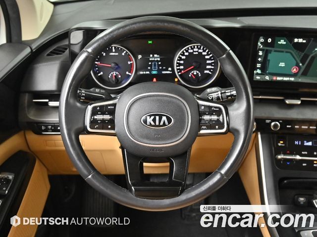 Kia Canival 2021 — photo 13