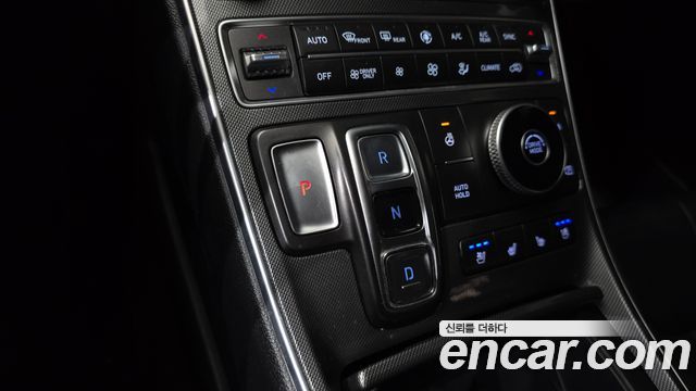 Hyundai Santafe 2022 — photo 9