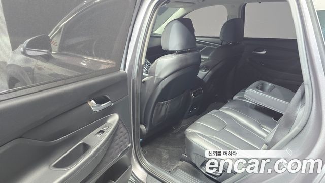 Hyundai Santafe 2022 — photo 11