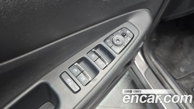 Hyundai Santafe 2022 — photo 14