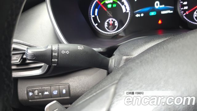 Hyundai Santafe 2022 — photo 16