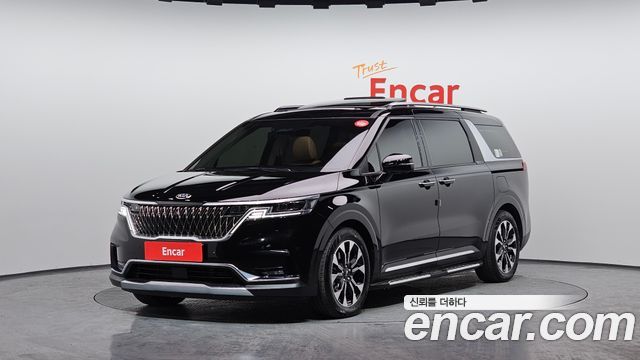 Kia Canival 2021 — photo 1