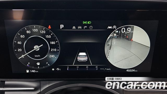 Kia Canival 2021 — photo 8