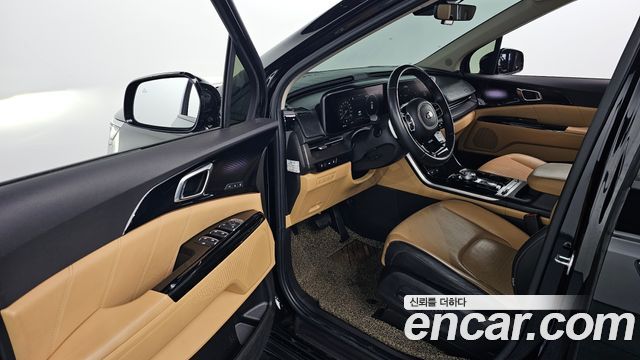 Kia Canival 2021 — photo 11