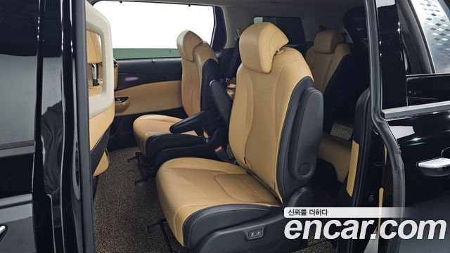 Kia Canival 2021 — photo 12