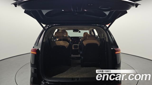 Kia Canival 2021 — photo 20