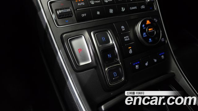 Hyundai Santafe 2023 — photo 9