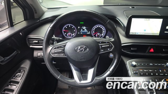 Hyundai Santafe 2023 — photo 13