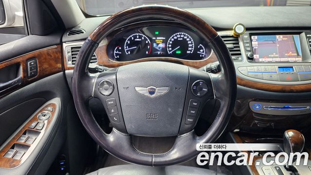 Hyundai Genesis 2009 — photo 13
