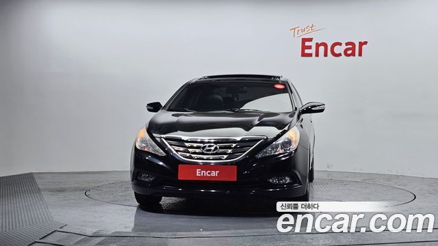 Hyundai Sonata 2011 — photo 3