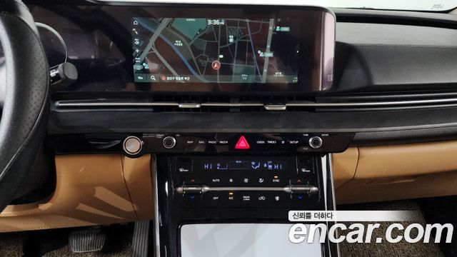 Kia Canival 2021 — photo 14