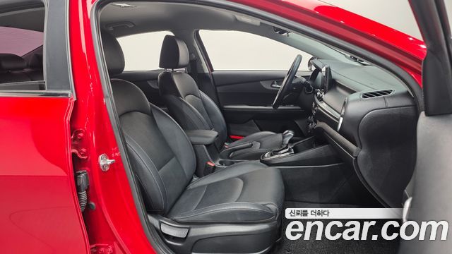 Kia K3 2019 — photo 10