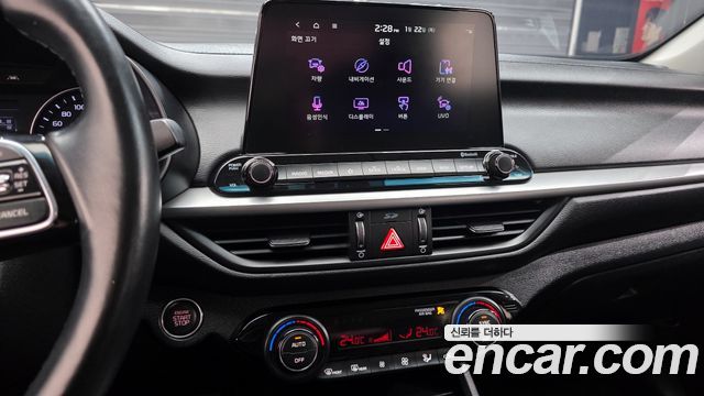 Kia K3 2019 — photo 14