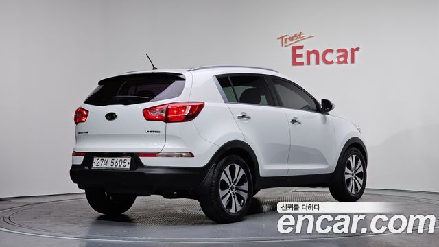 Kia Sportage 2011 — photo 2