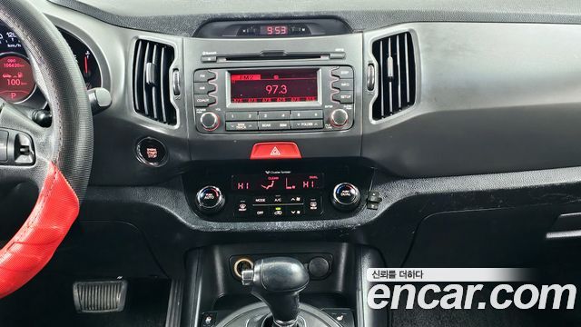 Kia Sportage 2011 — photo 14