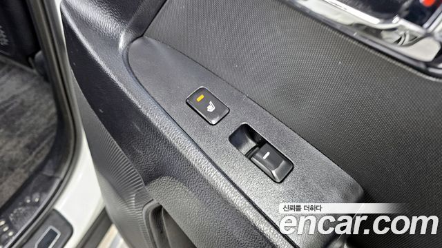 Kia Sportage 2011 — photo 18