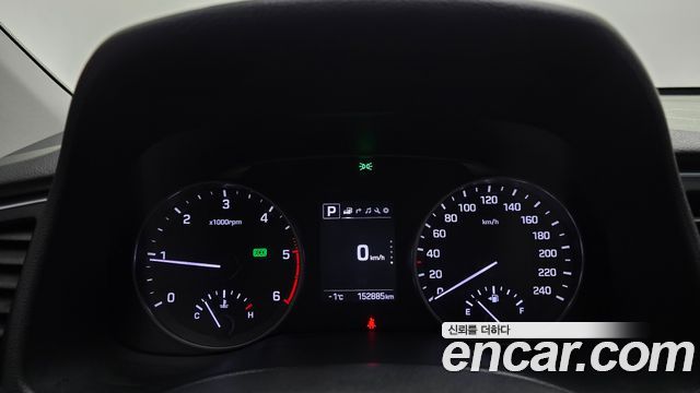 Hyundai AVANTE 2016 — photo 8