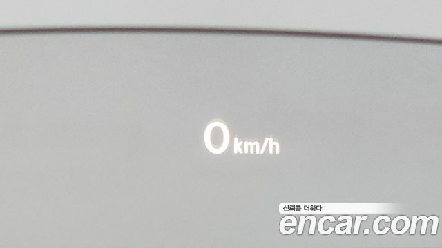 Volkswagen Tiguan 2023 — photo 17