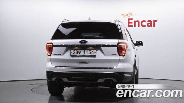 Ford Explorer 2018 — photo 4