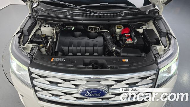 Ford Explorer 2018 — photo 6