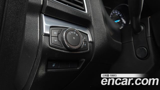 Ford Explorer 2018 — photo 14