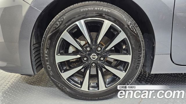 Nissan Altima 2018 — photo 5