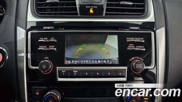 Nissan Altima 2018 — photo 18