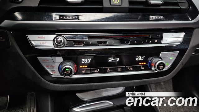 BMW X3 2019 — photo 16