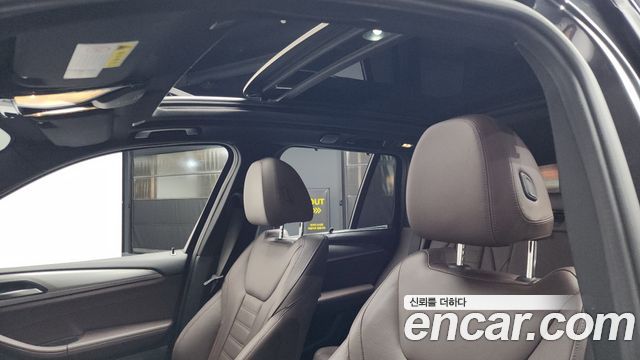 BMW X3 2019 — photo 18
