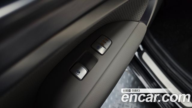 Genesis G70 2020 — photo 19