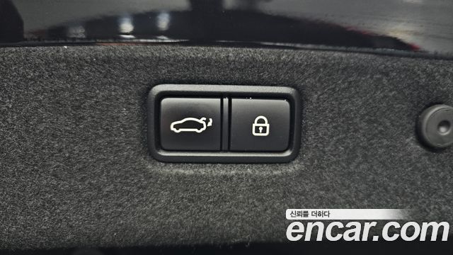 Genesis G70 2020 — photo 20