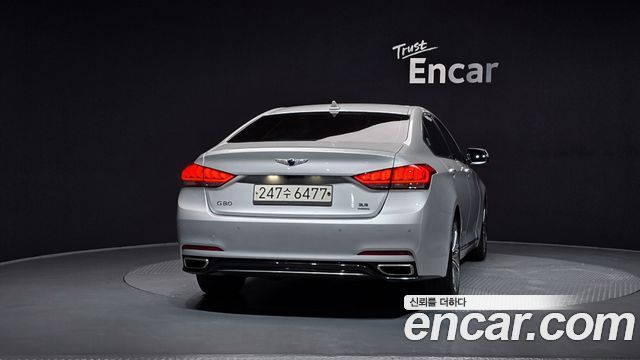 Genesis G80 2018 — photo 4