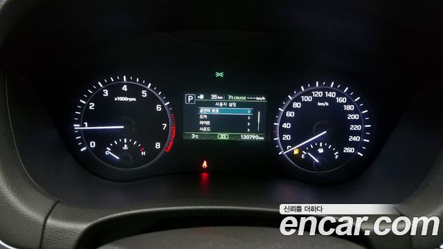 Genesis G80 2018 — photo 8
