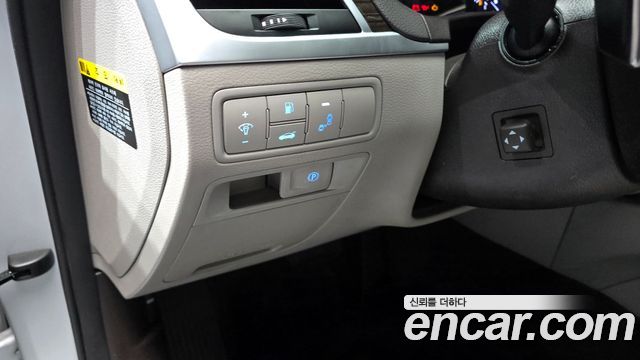 Genesis G80 2018 — photo 13