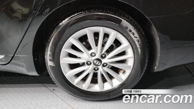 Kia K7 2020 — photo 5