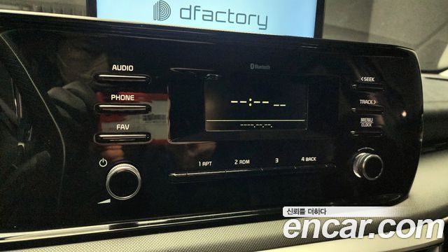 Kia K5 2020 — photo 17