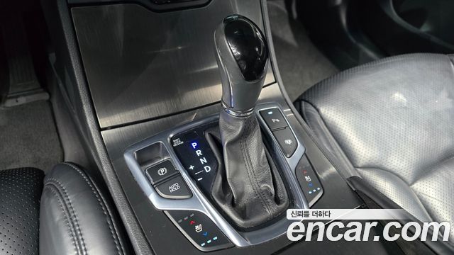 Hyundai Grandeur 2016 — photo 9