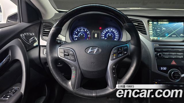 Hyundai Grandeur 2016 — photo 13
