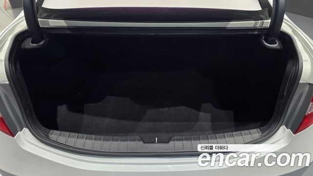 Hyundai Grandeur 2016 — photo 19
